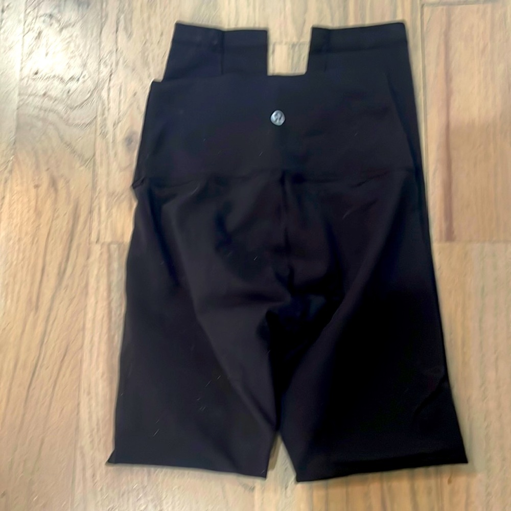 Black Lululemon Leggings, 25 inch Size 0